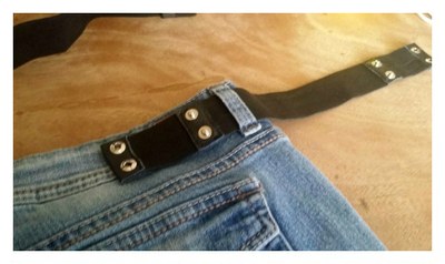 installing the belt on your pants is so simple.